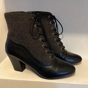 B.A.I.T Footwear Haku Booties 7